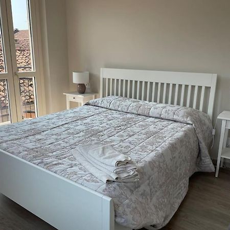 Suite De Rolandis Cin Itoo5Oo5C22Cdbezny Asti Eksteriør bilde